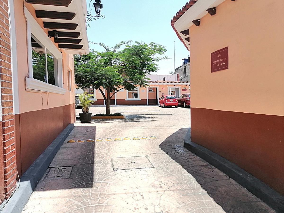 Hotel Aquiles Guadalajara Exterior photo